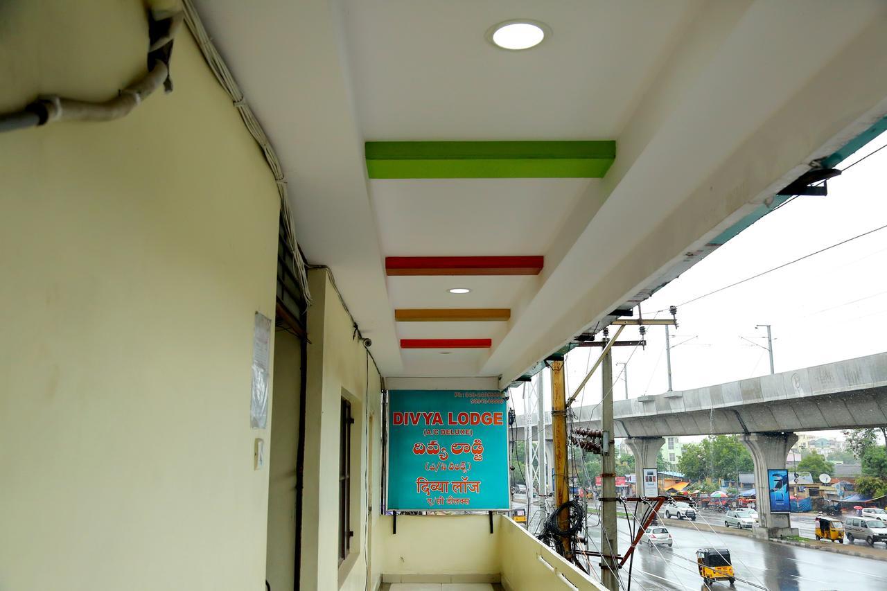 Divya Lodge Hyderabad Luaran gambar