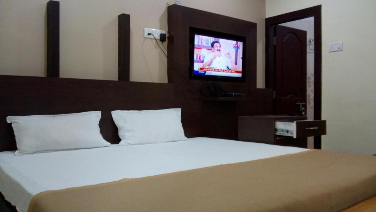 Divya Lodge Hyderabad Luaran gambar